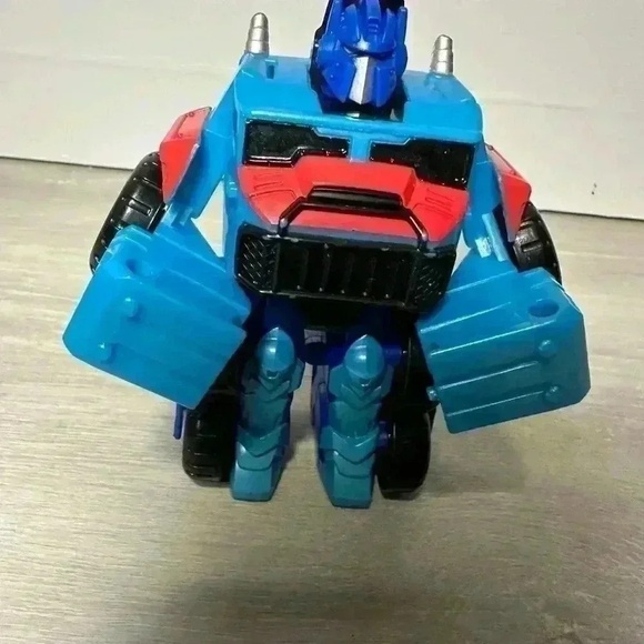 OPTIMUS PRIME Playskool Heroes Transformers Rescue Bots Rescan 2017 - Picture 3 of 10